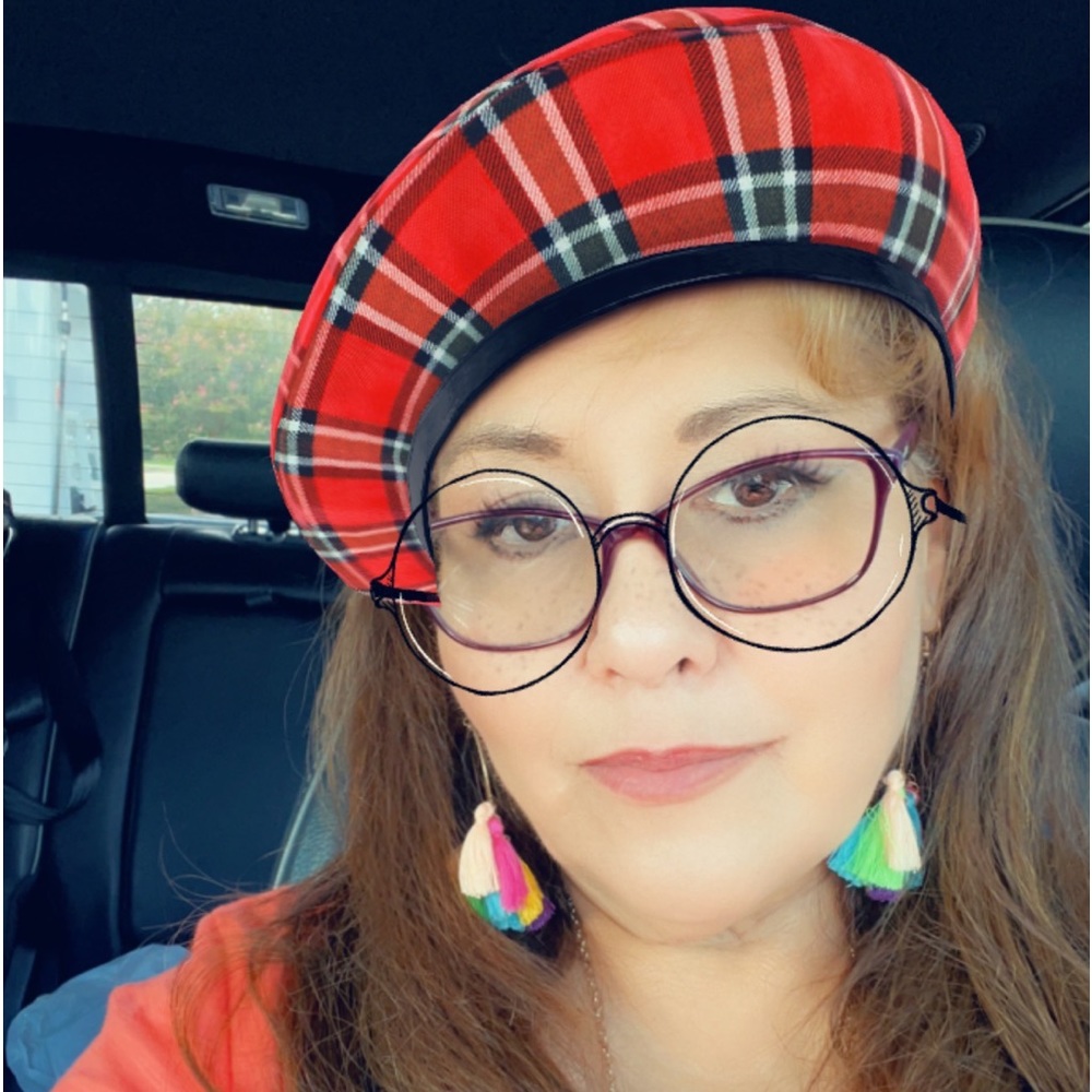Meet your Posher, Jacqueline